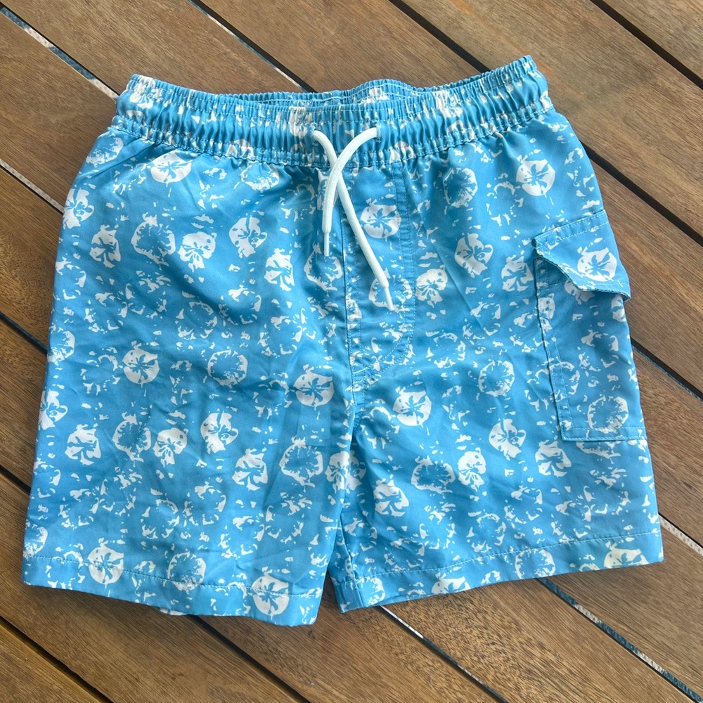 - Hermoza Swim Trunks